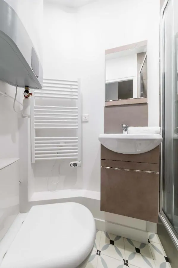 Appartement Service Studio Au Coeur Du 19E - 2P Paris 0*,  France