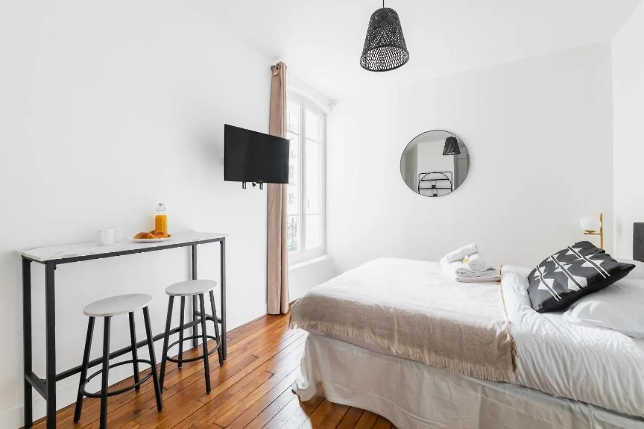 Appartement Service Studio Au Coeur Du 19E - 2P Paris Apartment